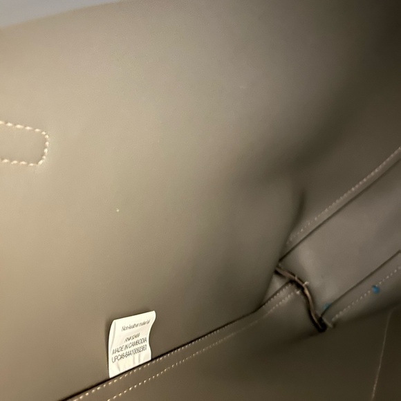 Elegant Rose Gold-Tone  Women's Tote Bag with new detachable crossbody strap - Picture 5 of 9